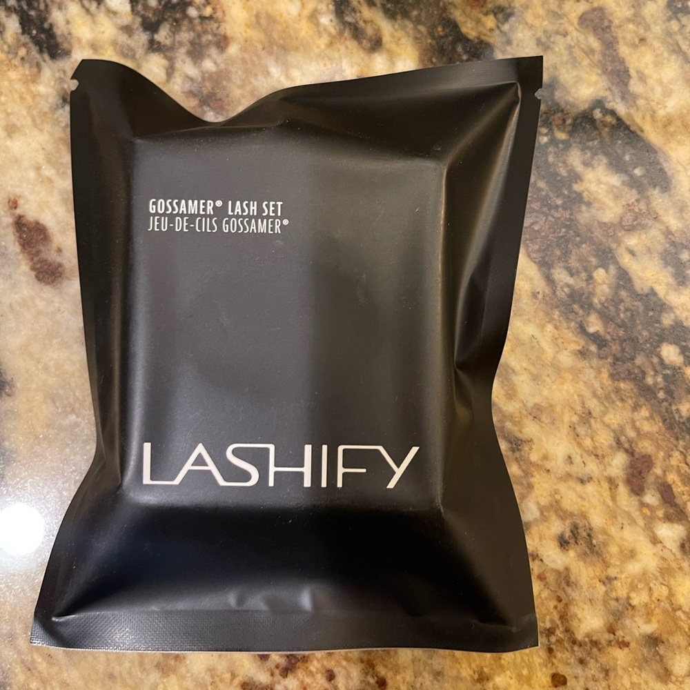 LASHIFY Gossamer Lashes – C12 (New, Unopened)